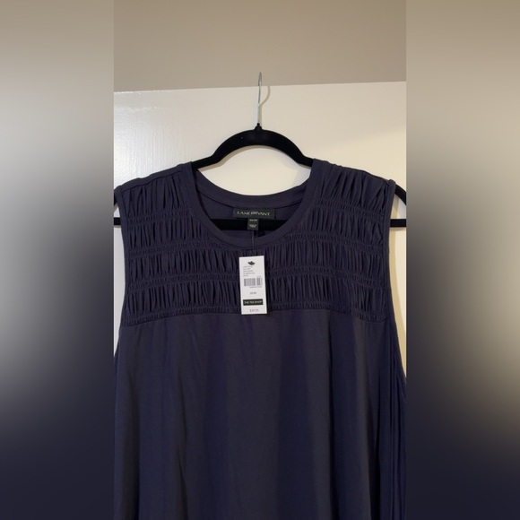 NWT Lane Bryant 22/24 navy tank with ruching detail - Picture 3 of 4